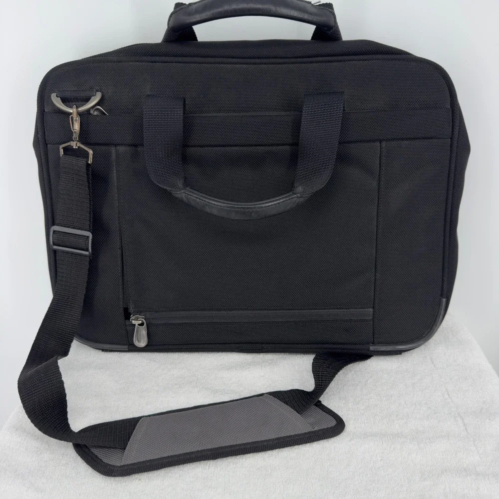 Briggs & Riley Black Ballistic Nylon Laptop Briefcase Messenger Bag EUC
